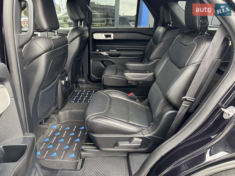 Позашляховик / Кросовер Ford Explorer 2020 в Рівному