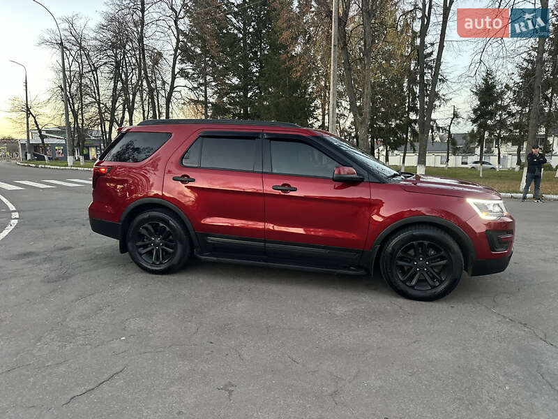 Позашляховик / Кросовер Ford Explorer 2016 в Вінниці