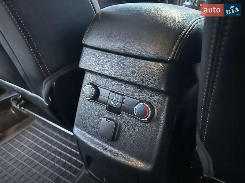 Позашляховик / Кросовер Ford Explorer 2016 в Вінниці