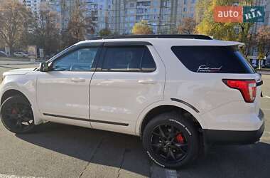 Внедорожник / Кроссовер Ford Explorer 2016 в Броварах