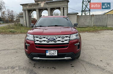 Позашляховик / Кросовер Ford Explorer 2018 в Рівному