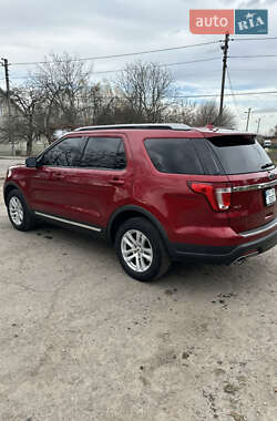 Позашляховик / Кросовер Ford Explorer 2018 в Рівному