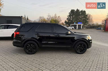 Внедорожник / Кроссовер Ford Explorer 2018 в Черновцах