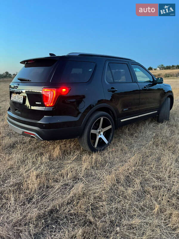 Внедорожник / Кроссовер Ford Explorer 2015 в Одессе фото 5 Внедорожник / Кроссовер Ford Explorer 2015 в Одессе