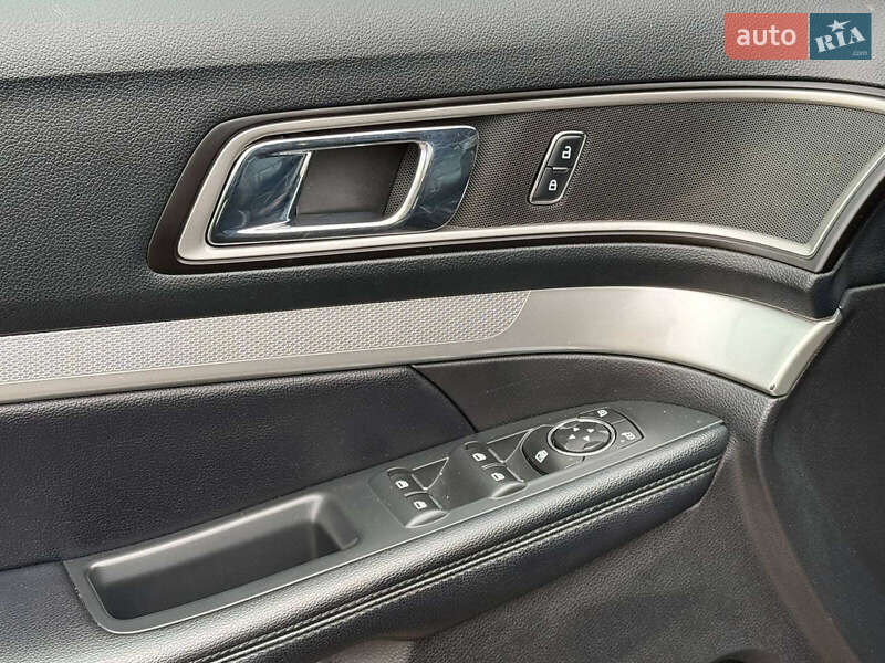 Внедорожник / Кроссовер Ford Explorer 2016 в Одессе фото 10 Внедорожник / Кроссовер Ford Explorer 2016 в Одессе