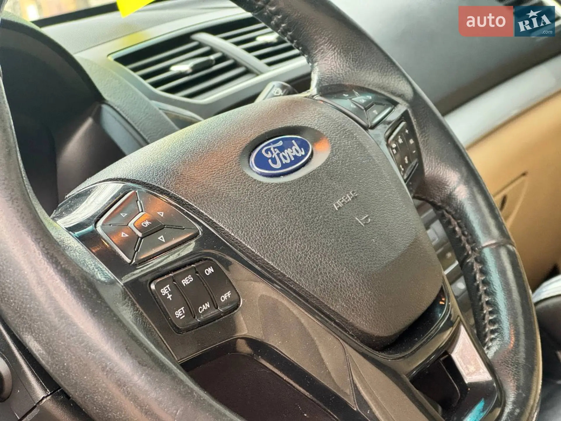 2017 Ford Explorer - мініатюра 33