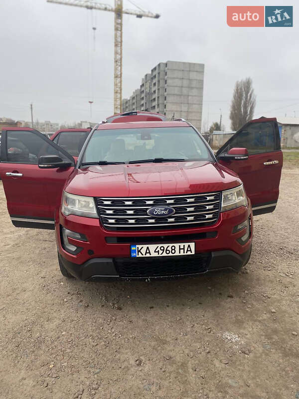 Внедорожник / Кроссовер Ford Explorer 2016 в Киеве
