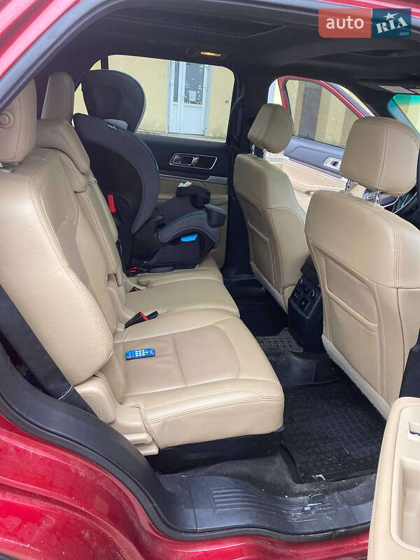 Внедорожник / Кроссовер Ford Explorer 2016 в Киеве фото 9 Внедорожник / Кроссовер Ford Explorer 2016 в Киеве