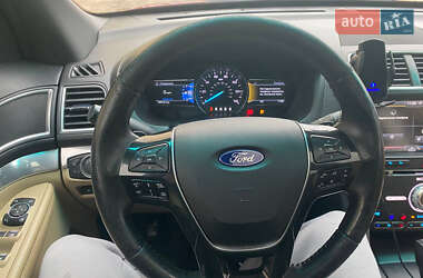 Внедорожник / Кроссовер Ford Explorer 2016 в Киеве