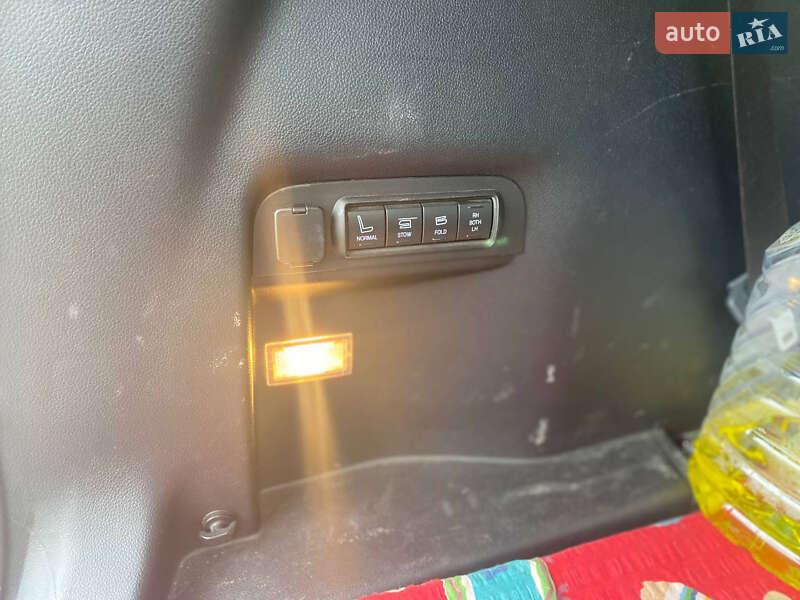 Внедорожник / Кроссовер Ford Explorer 2016 в Киеве фото 16 Внедорожник / Кроссовер Ford Explorer 2016 в Киеве