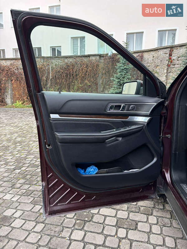 Позашляховик / Кросовер Ford Explorer 2018 в Кременці фото 22 Позашляховик / Кросовер Ford Explorer 2018 в Кременці