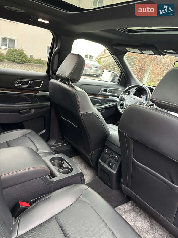 Позашляховик / Кросовер Ford Explorer 2018 в Кременці фото 32 Позашляховик / Кросовер Ford Explorer 2018 в Кременці
