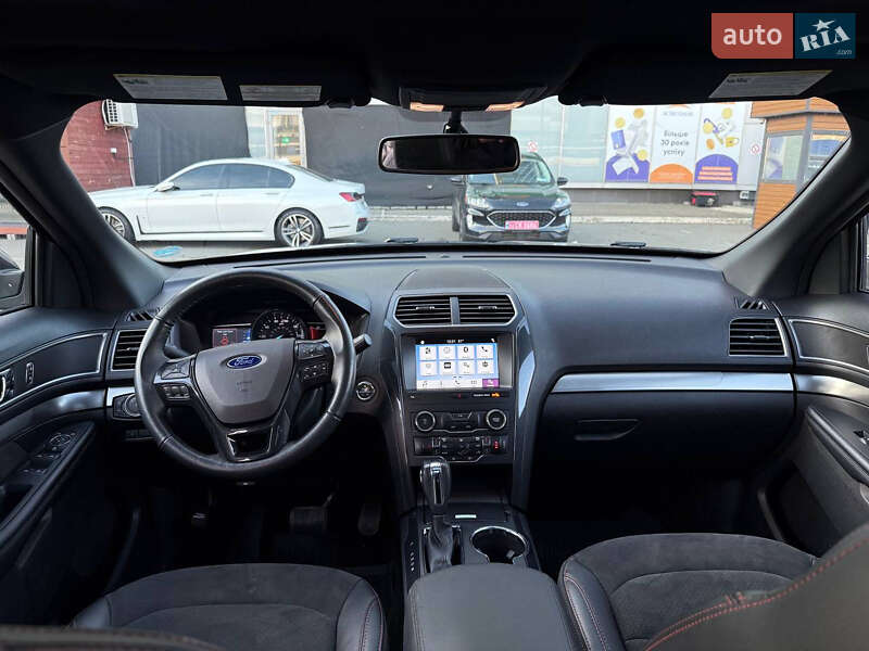 Внедорожник / Кроссовер Ford Explorer 2017 в Киеве фото 27 Внедорожник / Кроссовер Ford Explorer 2017 в Киеве