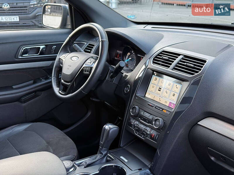Внедорожник / Кроссовер Ford Explorer 2017 в Киеве фото 31 Внедорожник / Кроссовер Ford Explorer 2017 в Киеве