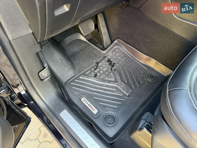 Внедорожник / Кроссовер Ford Explorer 2019 в Ковеле