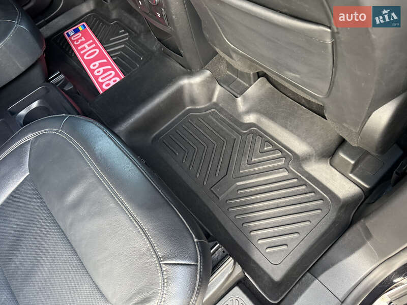 Внедорожник / Кроссовер Ford Explorer 2019 в Ковеле