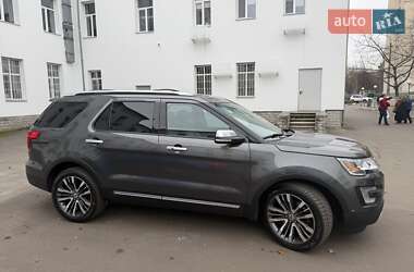 Позашляховик / Кросовер Ford Explorer 2016 в Києві