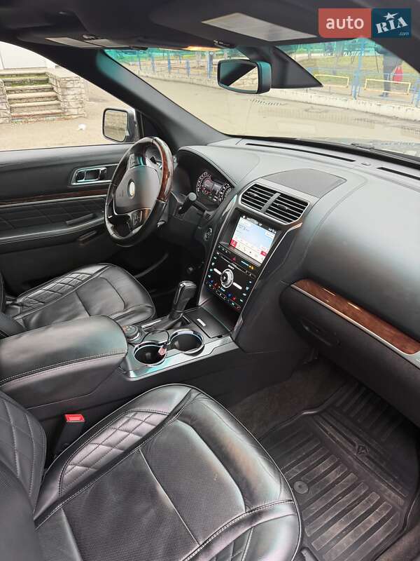 Внедорожник / Кроссовер Ford Explorer 2016 в Киеве