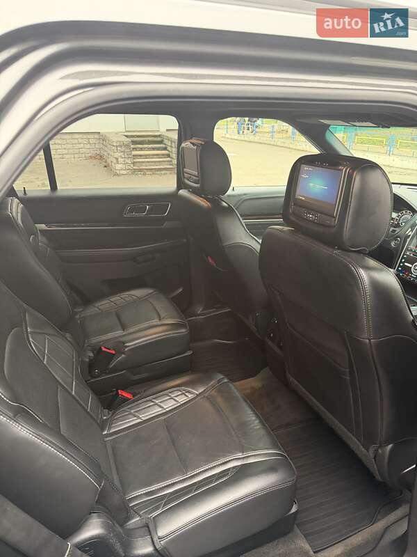 Внедорожник / Кроссовер Ford Explorer 2016 в Киеве
