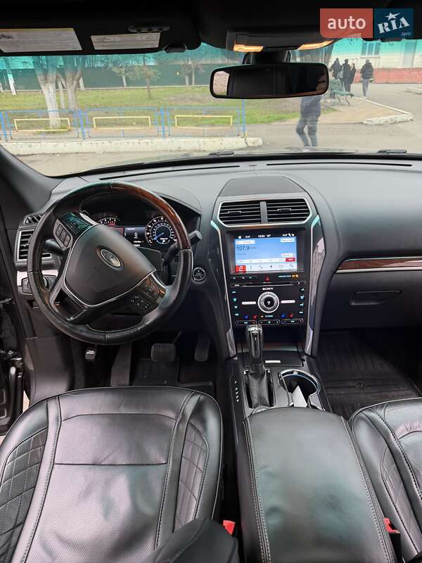 Внедорожник / Кроссовер Ford Explorer 2016 в Киеве