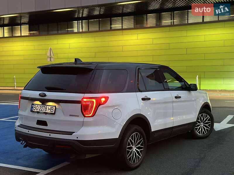 Позашляховик / Кросовер Ford Explorer 2016 в Києві фото 6 Позашляховик / Кросовер Ford Explorer 2016 в Києві