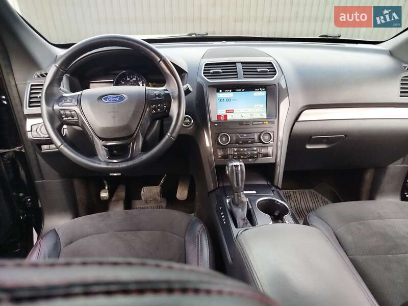 Позашляховик / Кросовер Ford Explorer 2018 в Шептицькому