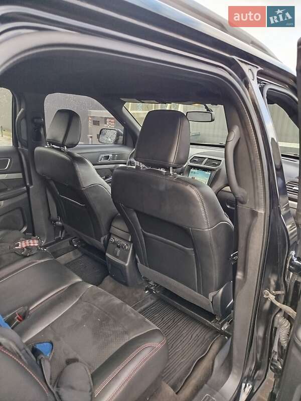 Внедорожник / Кроссовер Ford Explorer 2018 в Шептицькому