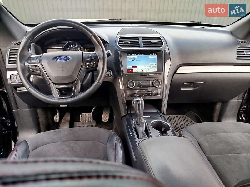 Позашляховик / Кросовер Ford Explorer 2018 в Шептицькому
