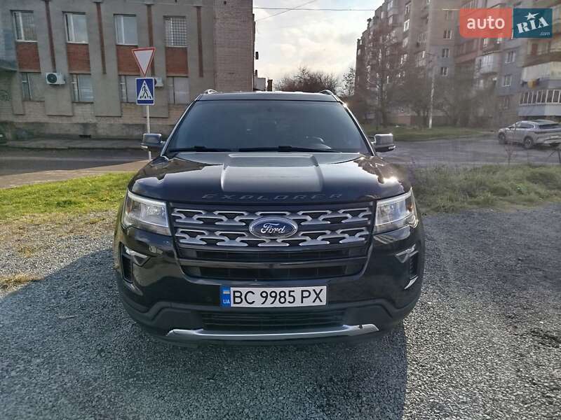 Внедорожник / Кроссовер Ford Explorer 2018 в Шептицькому