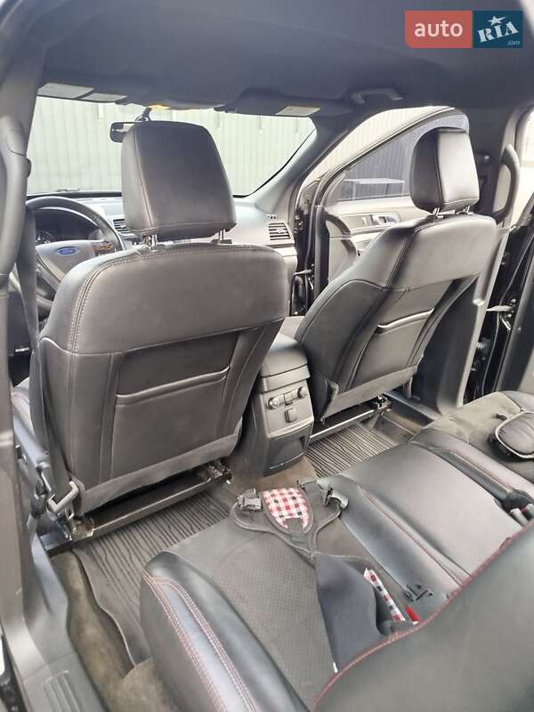 Позашляховик / Кросовер Ford Explorer 2018 в Шептицькому