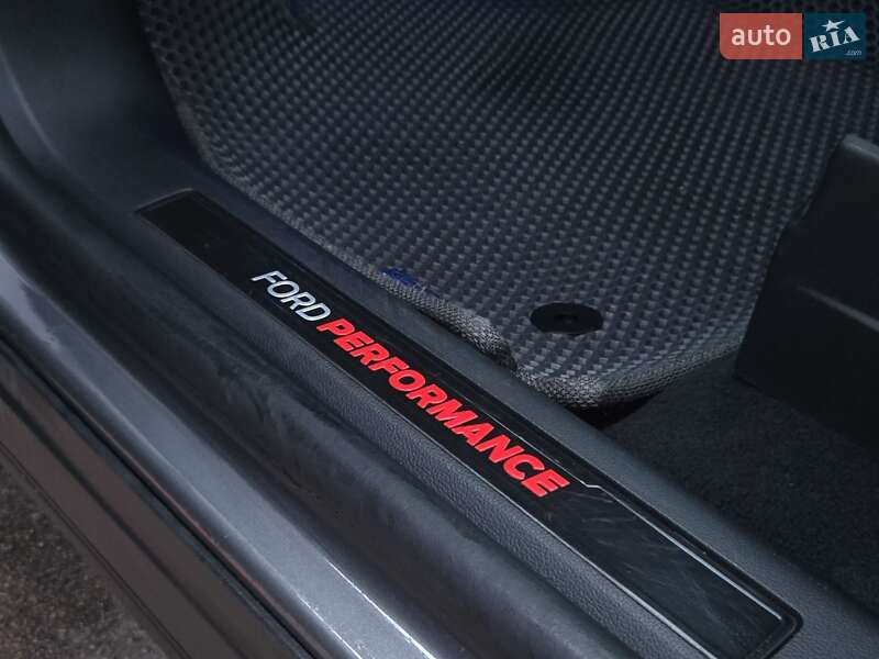Внедорожник / Кроссовер Ford Explorer 2024 в Киеве фото 31 Внедорожник / Кроссовер Ford Explorer 2024 в Киеве
