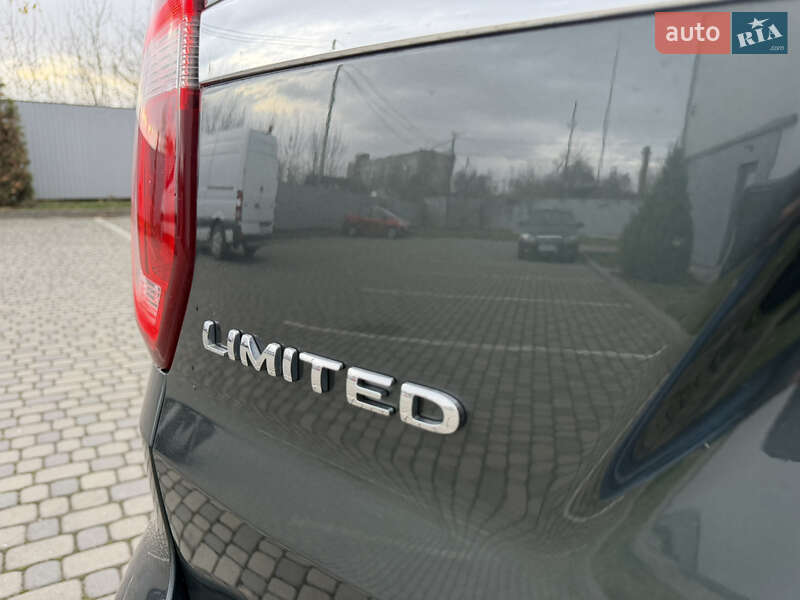 Внедорожник / Кроссовер Ford Explorer 2016 в Ивано-Франковске