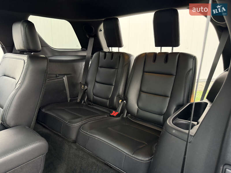 Внедорожник / Кроссовер Ford Explorer 2016 в Ивано-Франковске