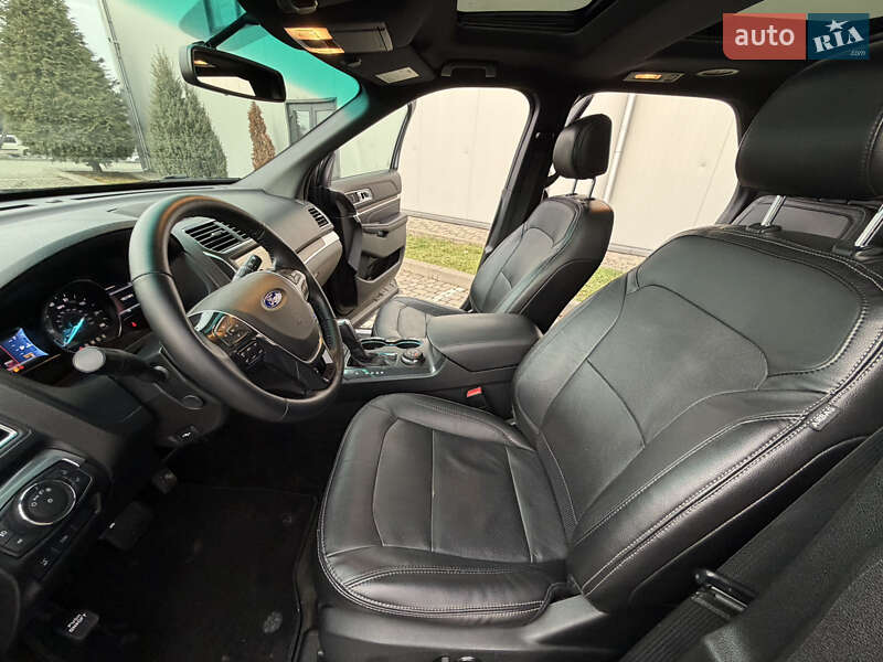 Внедорожник / Кроссовер Ford Explorer 2016 в Ивано-Франковске