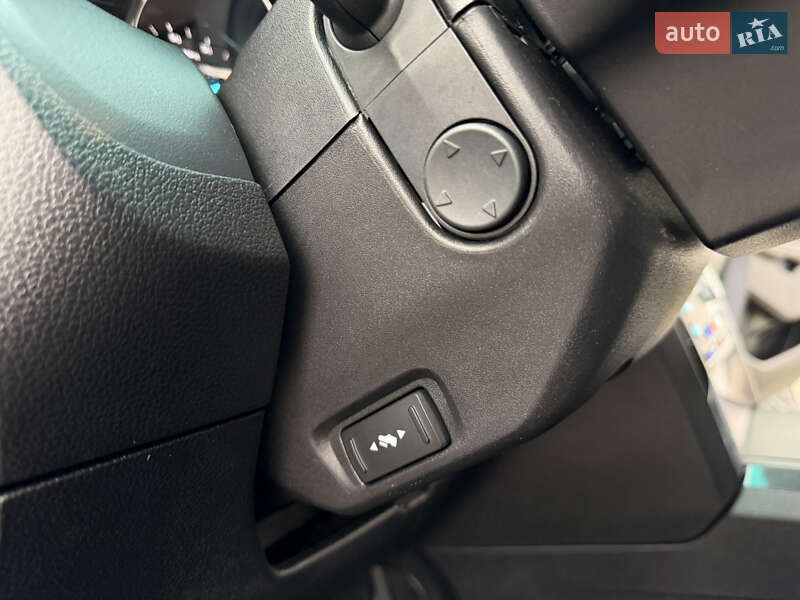 Внедорожник / Кроссовер Ford Explorer 2016 в Ивано-Франковске