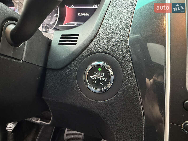 Внедорожник / Кроссовер Ford Explorer 2016 в Ивано-Франковске