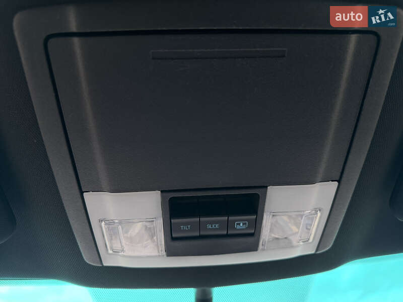 Внедорожник / Кроссовер Ford Explorer 2016 в Ивано-Франковске