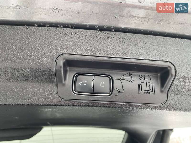 Позашляховик / Кросовер Ford Explorer 2021 в Львові