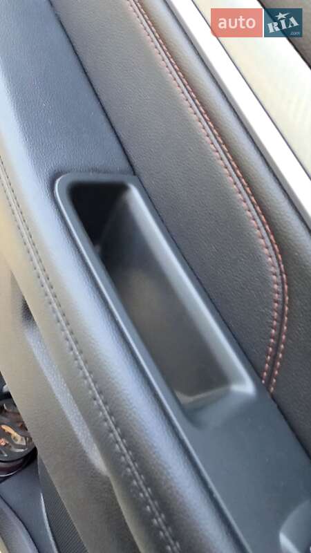 Позашляховик / Кросовер Ford Explorer 2016 в Ірпені