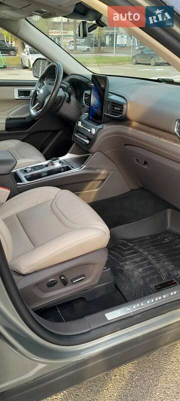 Позашляховик / Кросовер Ford Explorer 2019 в Києві