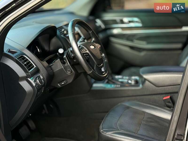 Внедорожник / Кроссовер Ford Explorer 2016 в Николаеве фото 16 Внедорожник / Кроссовер Ford Explorer 2016 в Николаеве