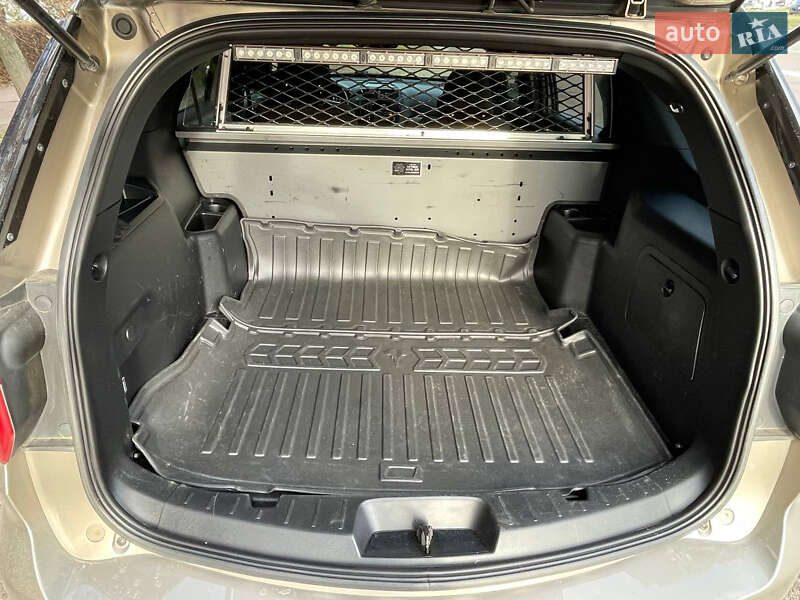 Позашляховик / Кросовер Ford Explorer 2017 в Києві