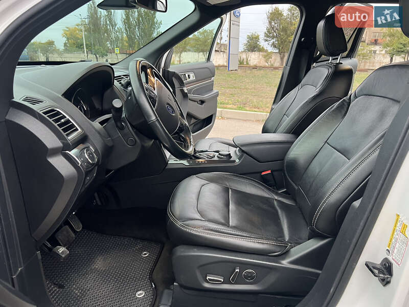 Внедорожник / Кроссовер Ford Explorer 2018 в Днепре