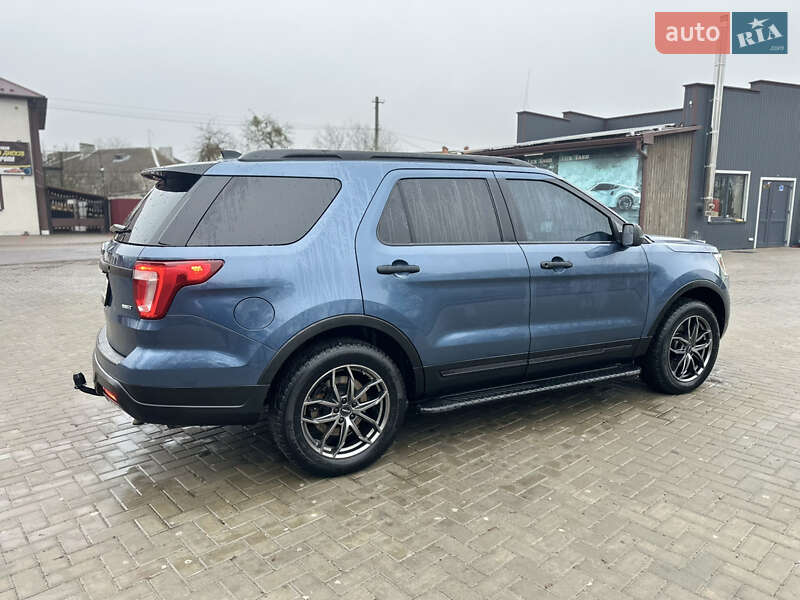 Позашляховик / Кросовер Ford Explorer 2017 в Ковелі
