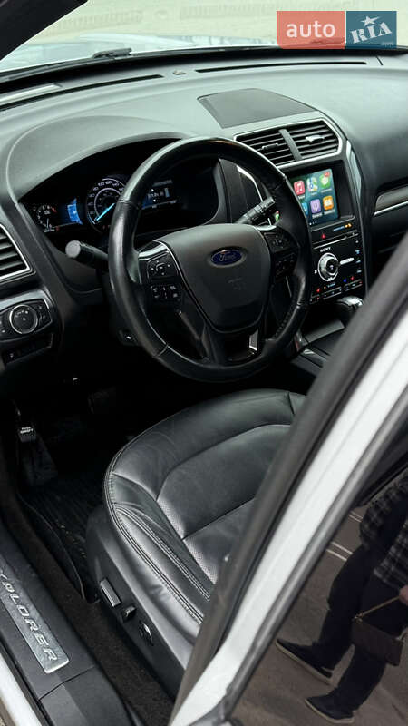 Внедорожник / Кроссовер Ford Explorer 2017 в Одессе