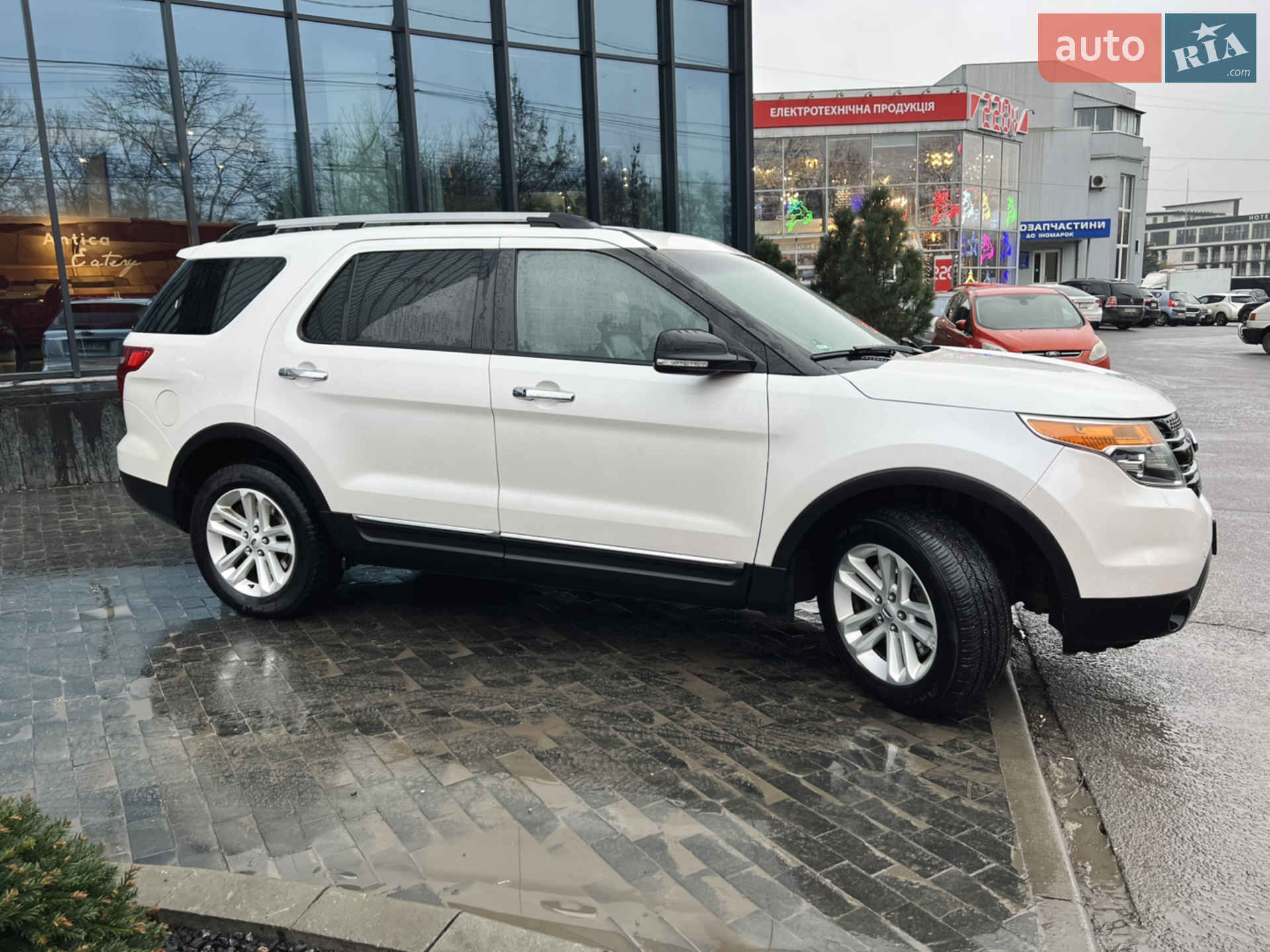 2013 Ford Explorer - мініатюра 8
