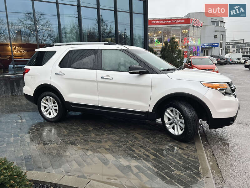Внедорожник / Кроссовер Ford Explorer 2013 в Тернополе