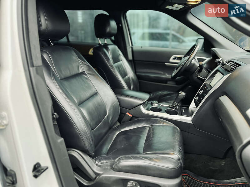 Внедорожник / Кроссовер Ford Explorer 2013 в Тернополе
