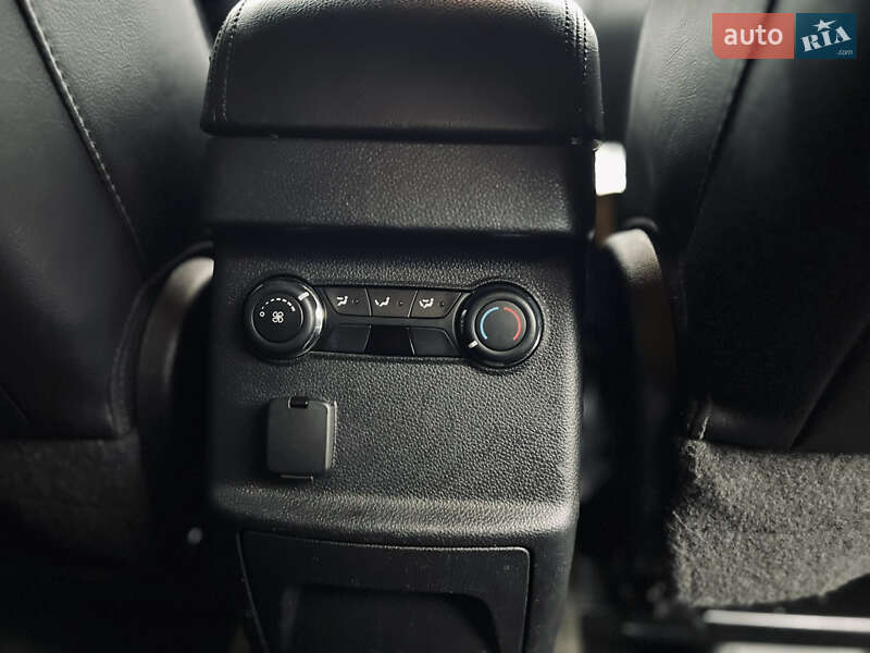 Внедорожник / Кроссовер Ford Explorer 2013 в Тернополе