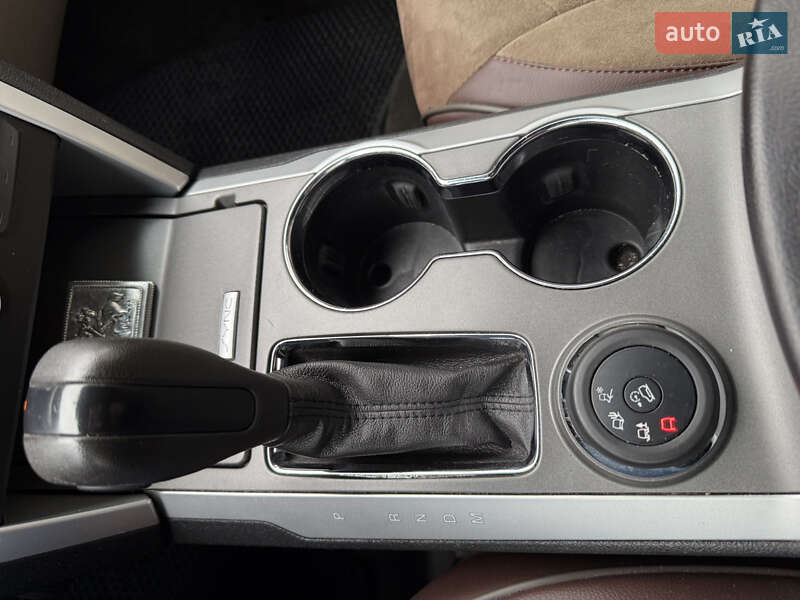 Позашляховик / Кросовер Ford Explorer 2015 в Києві